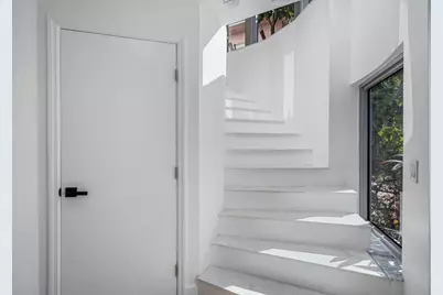 361 Jefferson Avenue, Miami Beach, FL 33139 - Photo 21