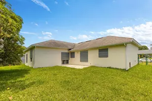1058 SW Locke Ave, Port Saint Lucie, FL 34953 - Photo 35