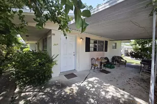 207 SE 7th St, Dania Beach, FL 33004 - Photo 15