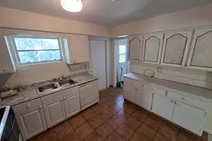 207 SE 7th St, Dania Beach, FL 33004 - Photo 1