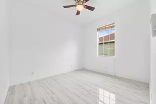6752 Osage Cir, Greenacres, FL 33413 - Photo 11