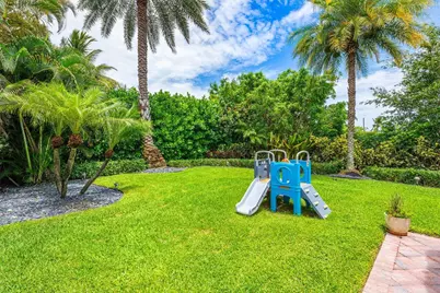 990 NW 8th Street, Boca Raton, FL 33486 - Photo 25