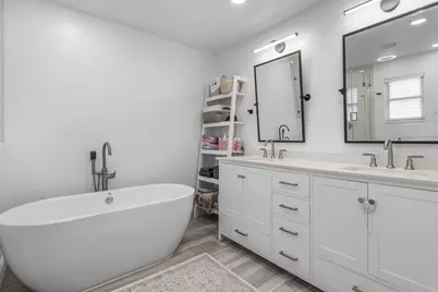 990 NW 8th Street, Boca Raton, FL 33486 - Photo 13