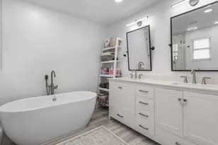 990 NW 8th St, Boca Raton, FL 33486 - Photo 13