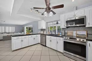 2409 N W Everglades Blvd, Stuart, FL 34994 - Photo 11