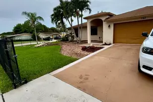 785 SW 4th St, Delray Beach, FL 33444 - Photo 3