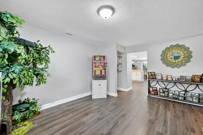5321 SE Sterling Circle, Stuart, FL 34997 - Photo 13