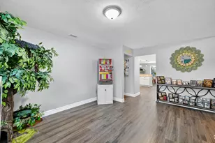 5321 SE Sterling Cir, Stuart, FL 34997 - Photo 13