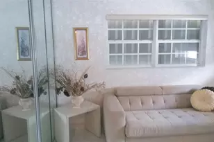 460 Paradise Isle Blvd, Hallandale Beach, FL 33009 - Photo 17