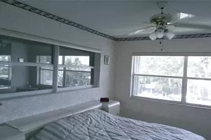 460 Paradise Isle Blvd, Hallandale Beach, FL 33009 - Photo 11