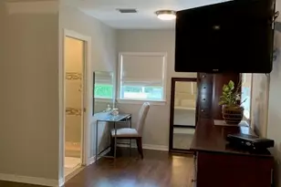 839 Upland Rd, West Palm Beach, FL 33401 - Photo 13