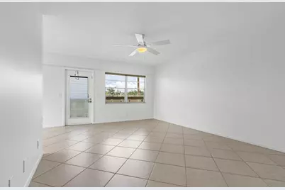 74 Mansfield B, Boca Raton, FL 33434 - Photo 3