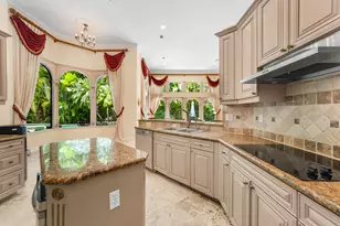 10253 NW 66th Dr, Parkland, FL 33076 - Photo 9
