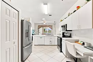 513 NW Cortina Ln, Port Saint Lucie, FL 34986 - Photo 15
