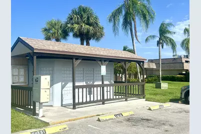 3104 Waterview Circle, Palm Springs, FL 33461 - Photo 15