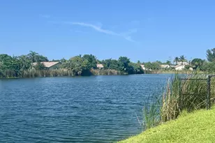 3104 Waterview Cir, Palm Springs, FL 33461 - Photo 13