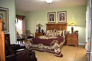 142 SW Peacock Blvd, Port Saint Lucie, FL 34986 - Photo 9