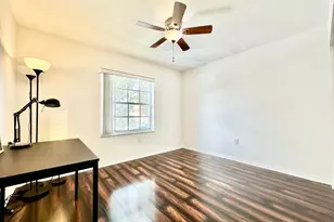 639 NW 130th Way, Pembroke Pines, FL 33028 - Photo 23