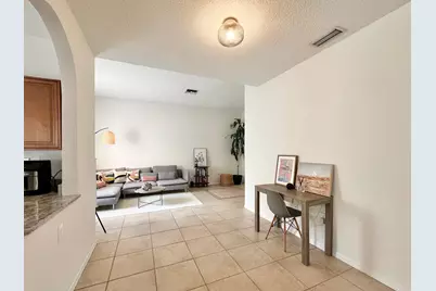 639 NW 130th Way, Pembroke Pines, FL 33028 - Photo 11