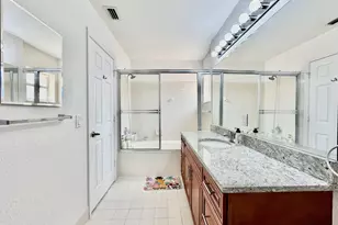 639 NW 130th Way, Pembroke Pines, FL 33028 - Photo 19