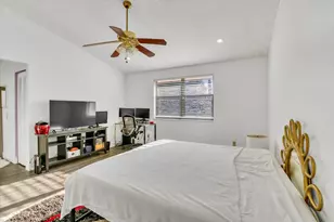 7357 NW 34th St, Lauderhill, FL 33319 - Photo 15