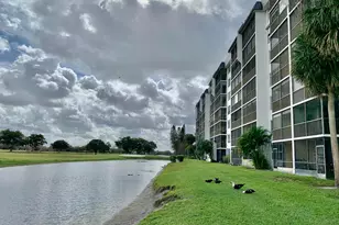 3100 W Rolling Hills Cir, Davie, FL 33328 - Photo 29