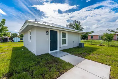3018 SE Iris Street #2, Stuart, FL 34997 - Photo 15