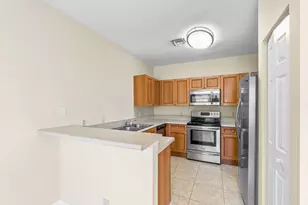 809 Talia Circle E, Lake Worth Beach, FL 33461 - Photo 7