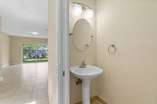 809 Talia Circle E, Lake Worth Beach, FL 33461 - Photo 3