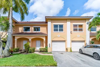 809 Talia Circle E #809, Lake Worth Beach, FL 33461 - Photo 1