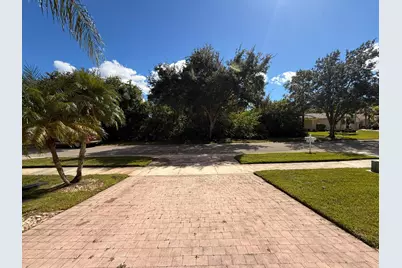 633 NW Whitfield Way, Port Saint Lucie, FL 34986 - Photo 15