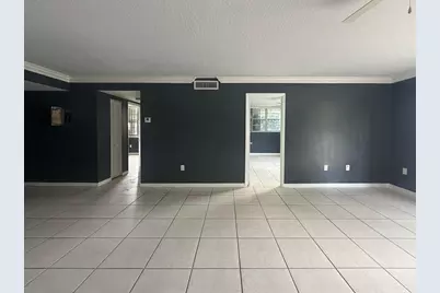 15600 NW 7th Avenue #303, Miami, FL 33169 - Photo 5