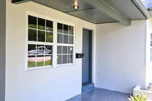 1220 NE 1st Ave., Fort Lauderdale, FL 33304 - Photo 7