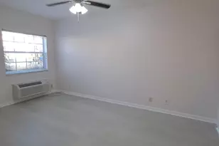 8305 Mulligan Cir, Port Saint Lucie, FL 34986 - Photo 5