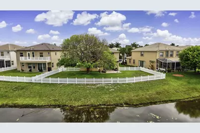 2753 Misty Oaks Circle, Royal Palm Beach, FL 33411 - Photo 45