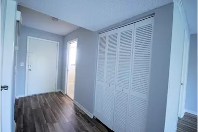 5917 Via Vermilya #308, Lake Worth, FL 33462 - Photo 7