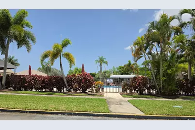 9895 N Belfort Circle #110, Tamarac, FL 33321 - Photo 59