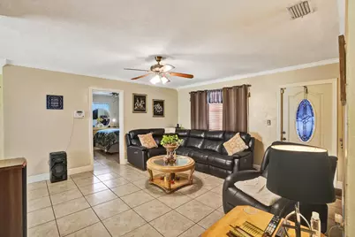 18800 NW 43rd Avenue, Miami Gardens, FL 33055 - Photo 37