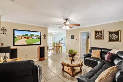 18800 NW 43rd Avenue, Miami Gardens, FL 33055 - Photo 19
