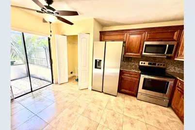 6020 NW 3rd Street #6020, Margate, FL 33063 - Photo 9