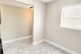 7830 NW 33rd St, Hollywood, FL 33024 - Photo 7