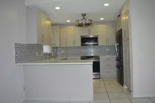 9194 NW 49th Ct, Sunrise, FL 33351 - Photo 11