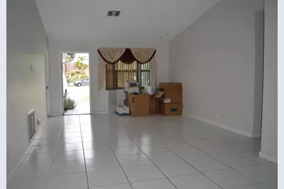 9194 NW 49th Court, Sunrise, FL 33351 - Photo 17