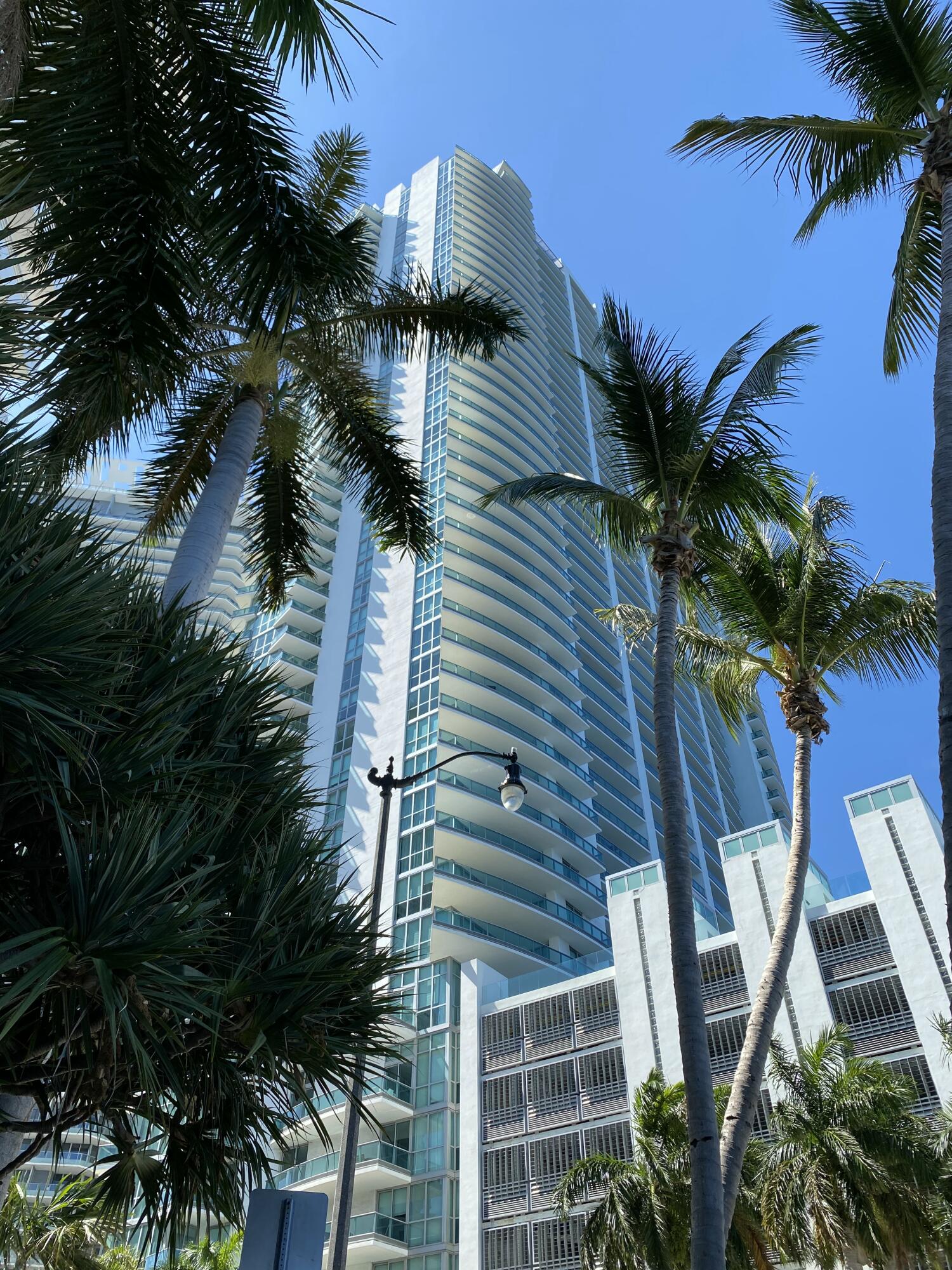 1331 Brickell Bay Dr #4407 - 1331 Brickell Bay Dr #4407, Miami, FL 33131 Luxury Property | Jose Angel Pina