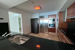 1331 Brickell Bay Dr, Miami, FL 33131 - Photo 13