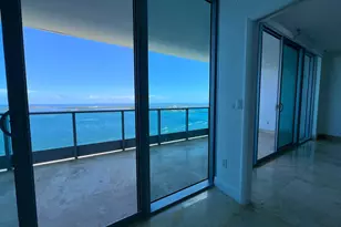 1331 Brickell Bay Dr, Miami, FL 33131 - Photo 3