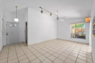 8210 SW 4th Pl, North Lauderdale, FL 33068 - Photo 17