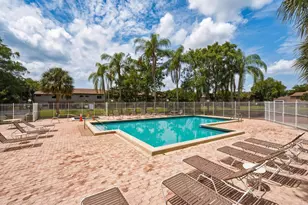 9014 Vineyard Lake Dr, Plantation, FL 33324 - Photo 23