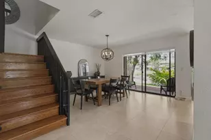 9014 Vineyard Lake Dr, Plantation, FL 33324 - Photo 7