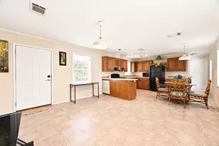 8137 SW Wildwood Dr, Stuart, FL 34997 - Photo 7